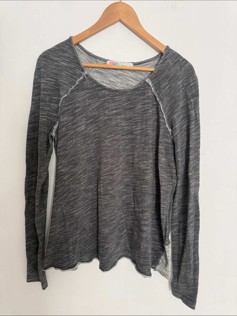 FP Beach Two Body Corps Deux Gray Pullover Long Sleeve Casual Sweatshirt Top L
